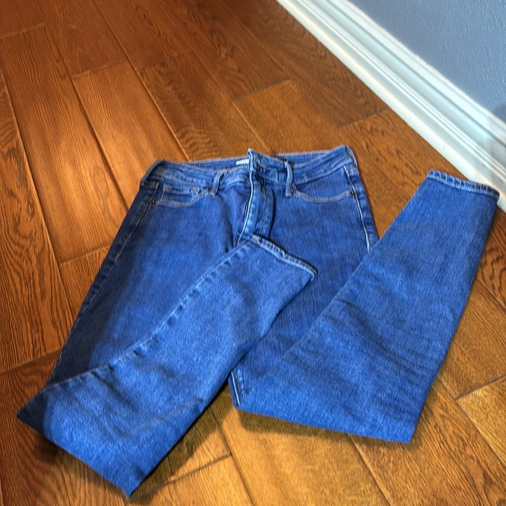 Women’s jeans